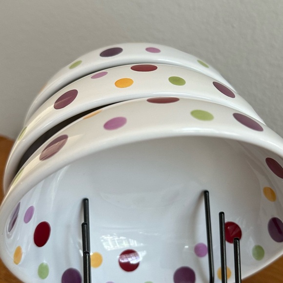 The Pampered Chef - simple addi+ions - Dots - set of 3 small 6” bowls - Picture 8 of 9